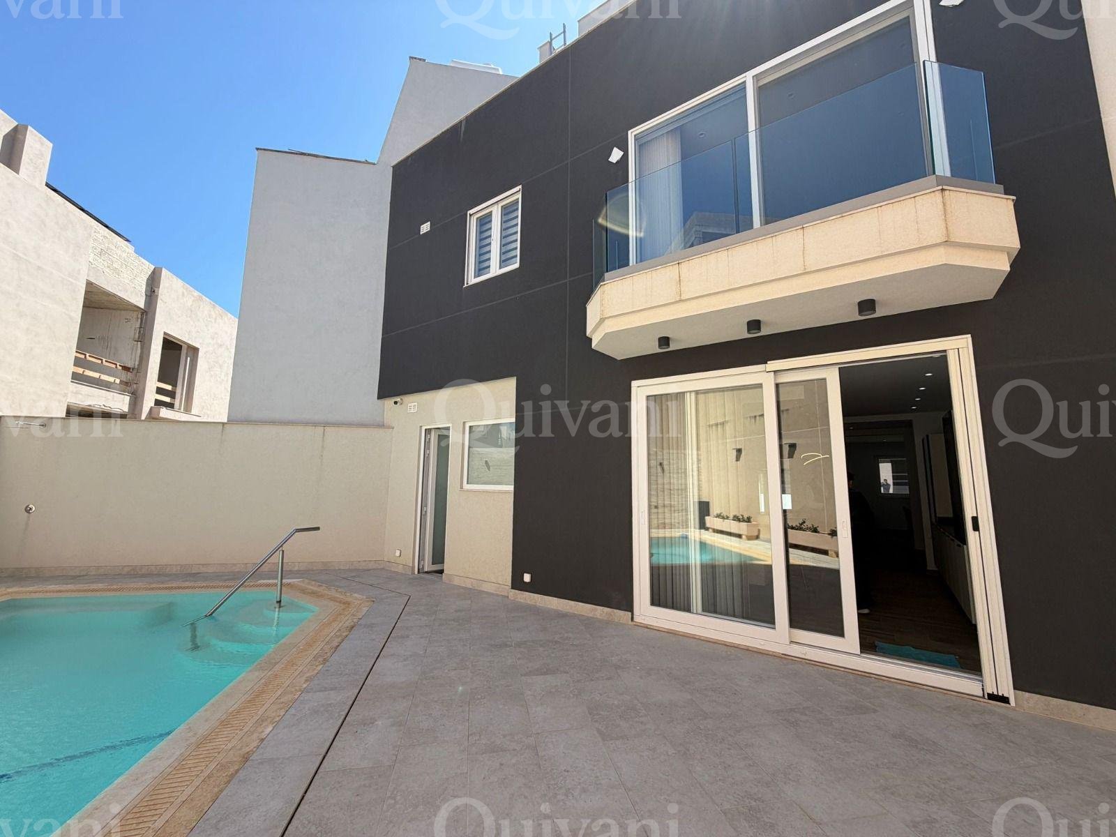 Swieqi, Semi-detached Villa