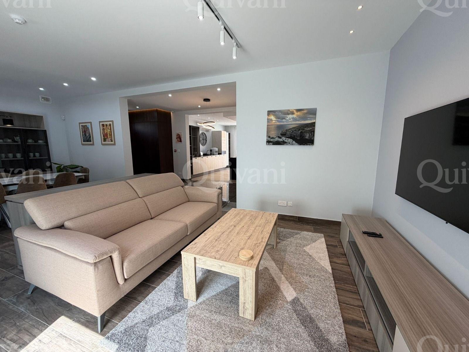 Swieqi, Semi-detached Villa