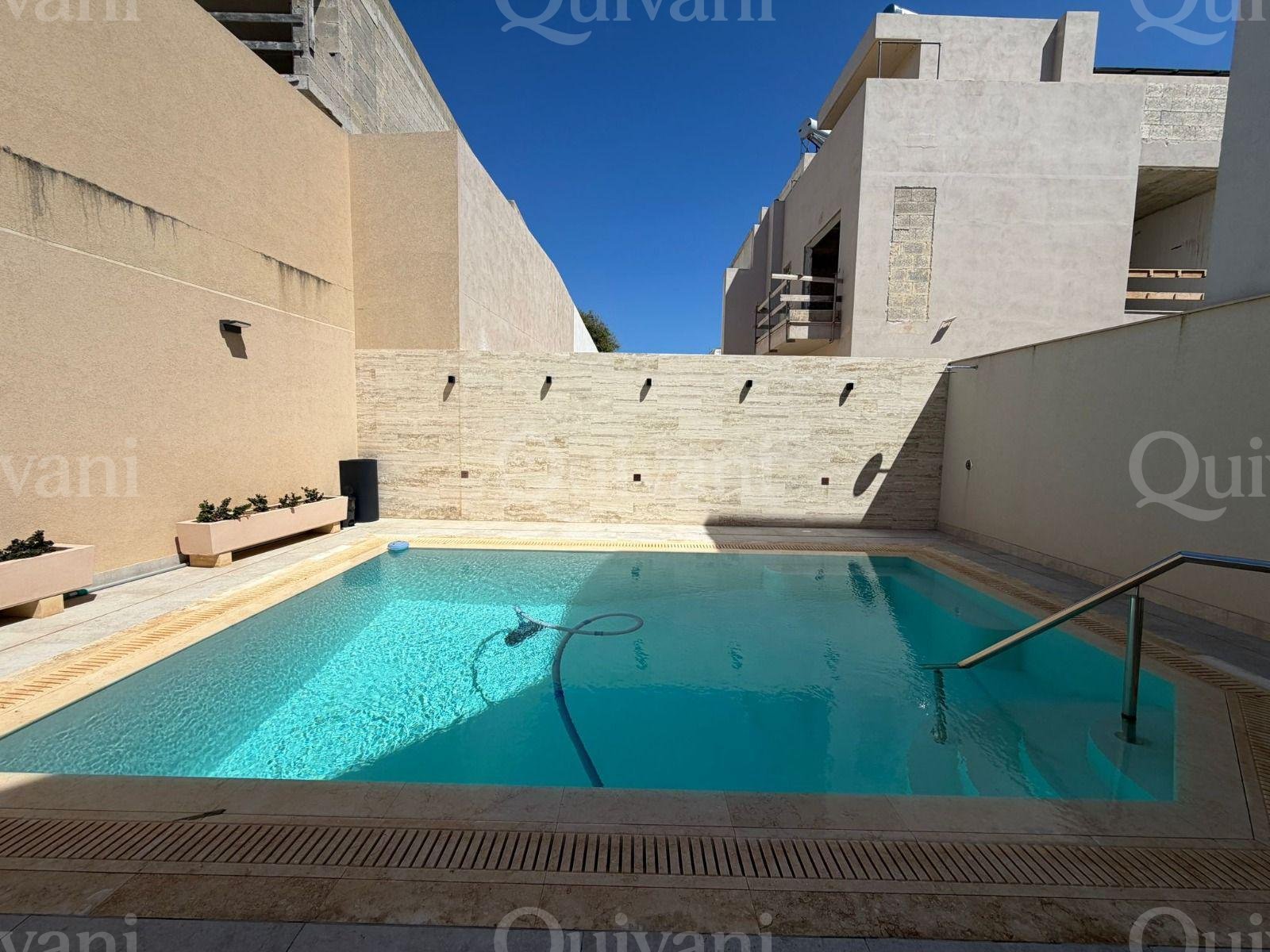 Swieqi, Semi-detached Villa