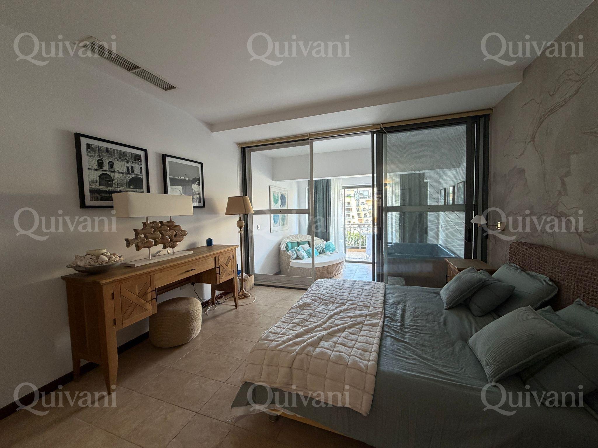 Portomaso, Apartment