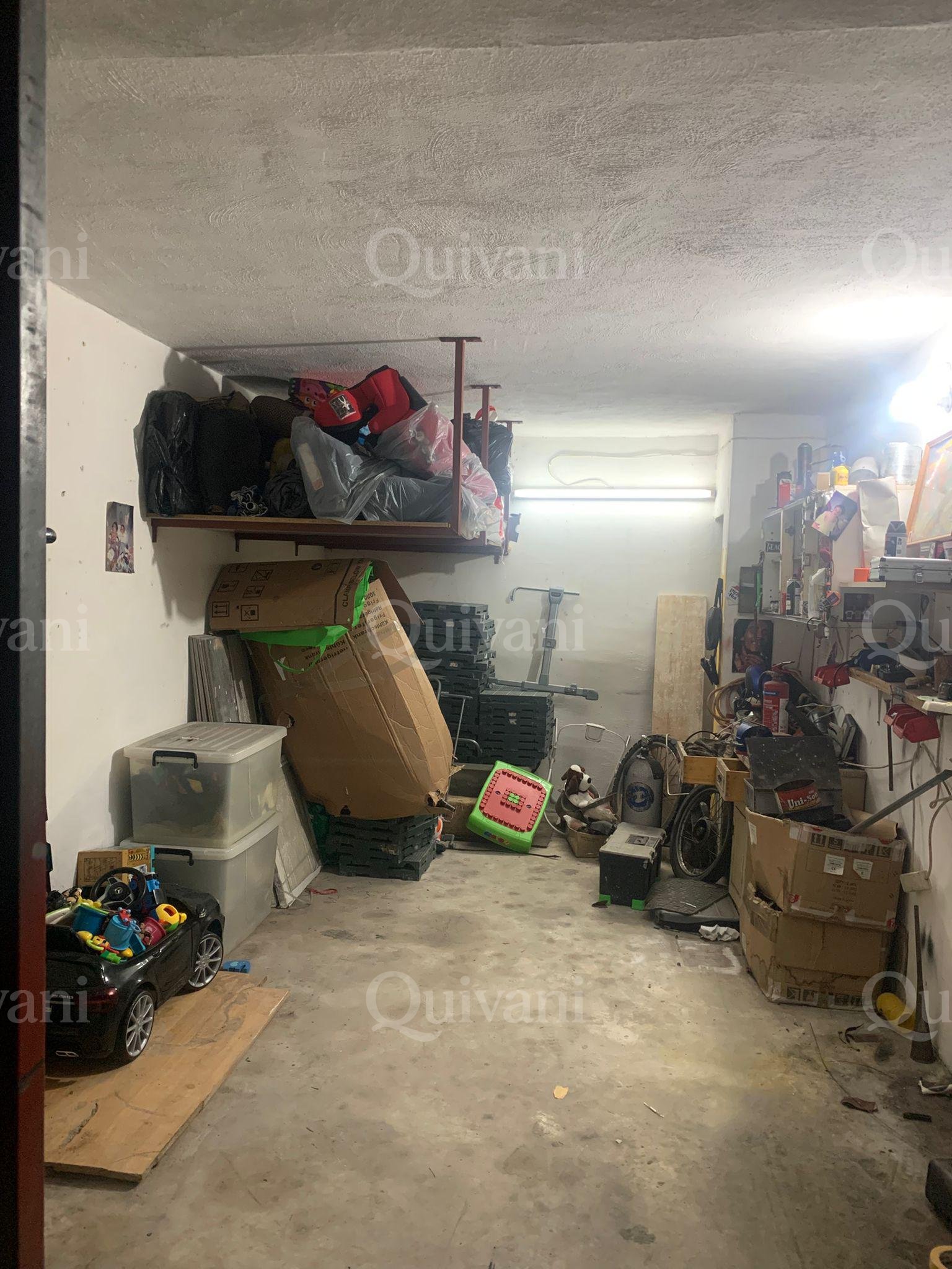 St Julians, Garage