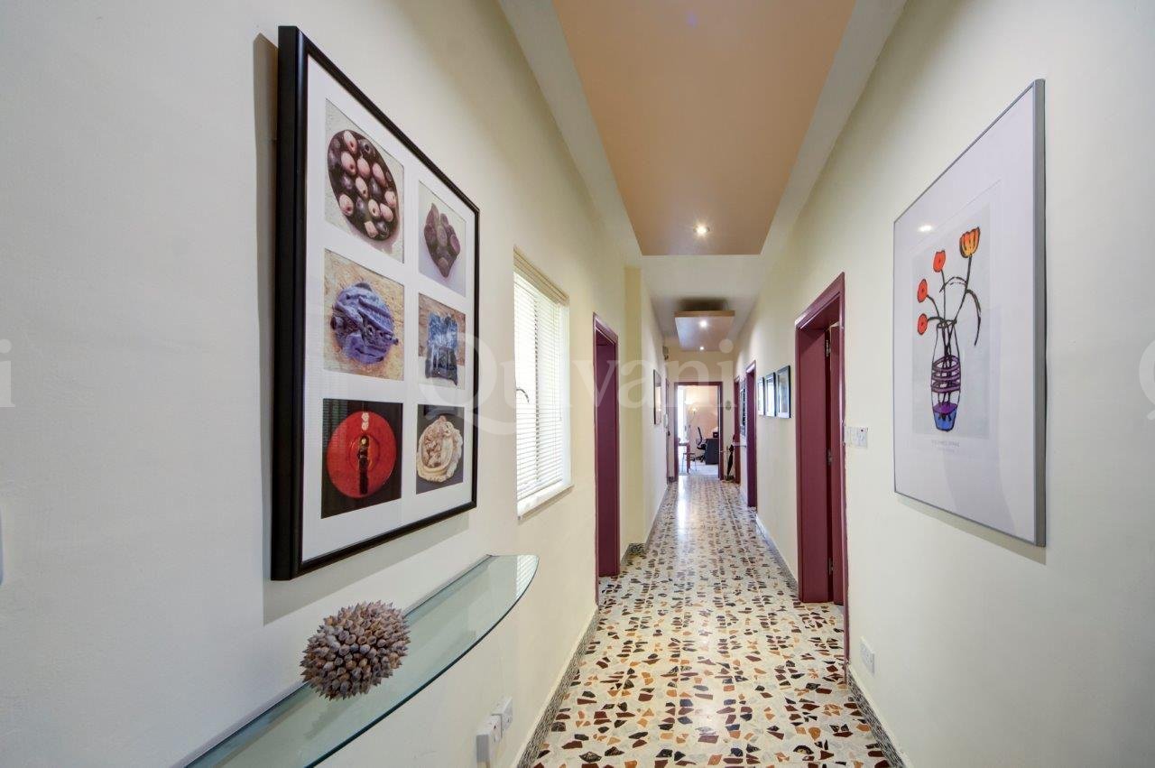 Gzira, Furnished Apartment