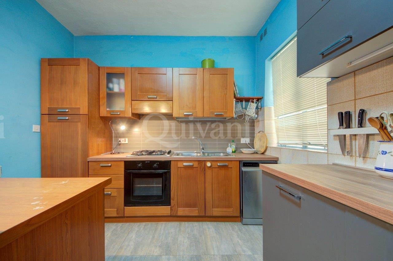 Gzira, Furnished Apartment