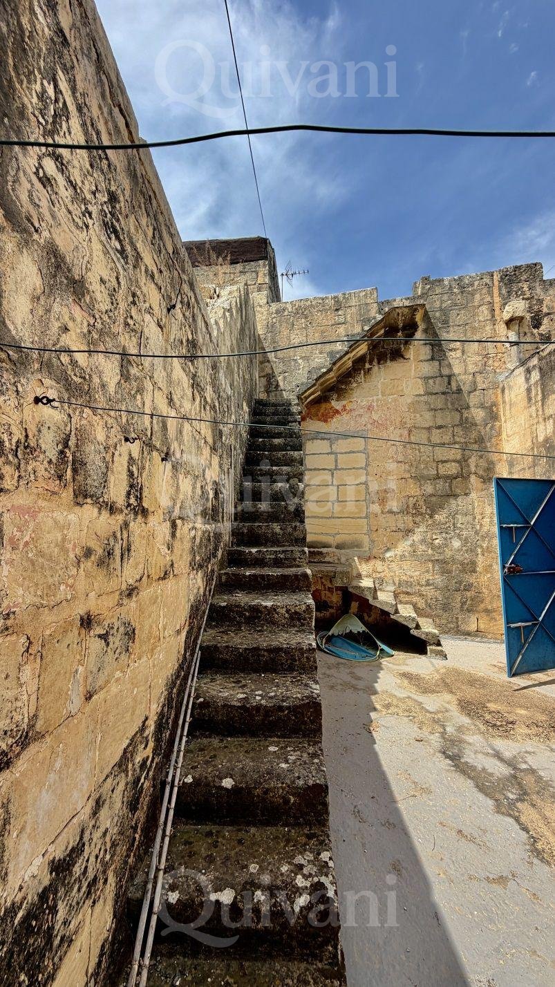 Qormi, Furnished, Townhouse