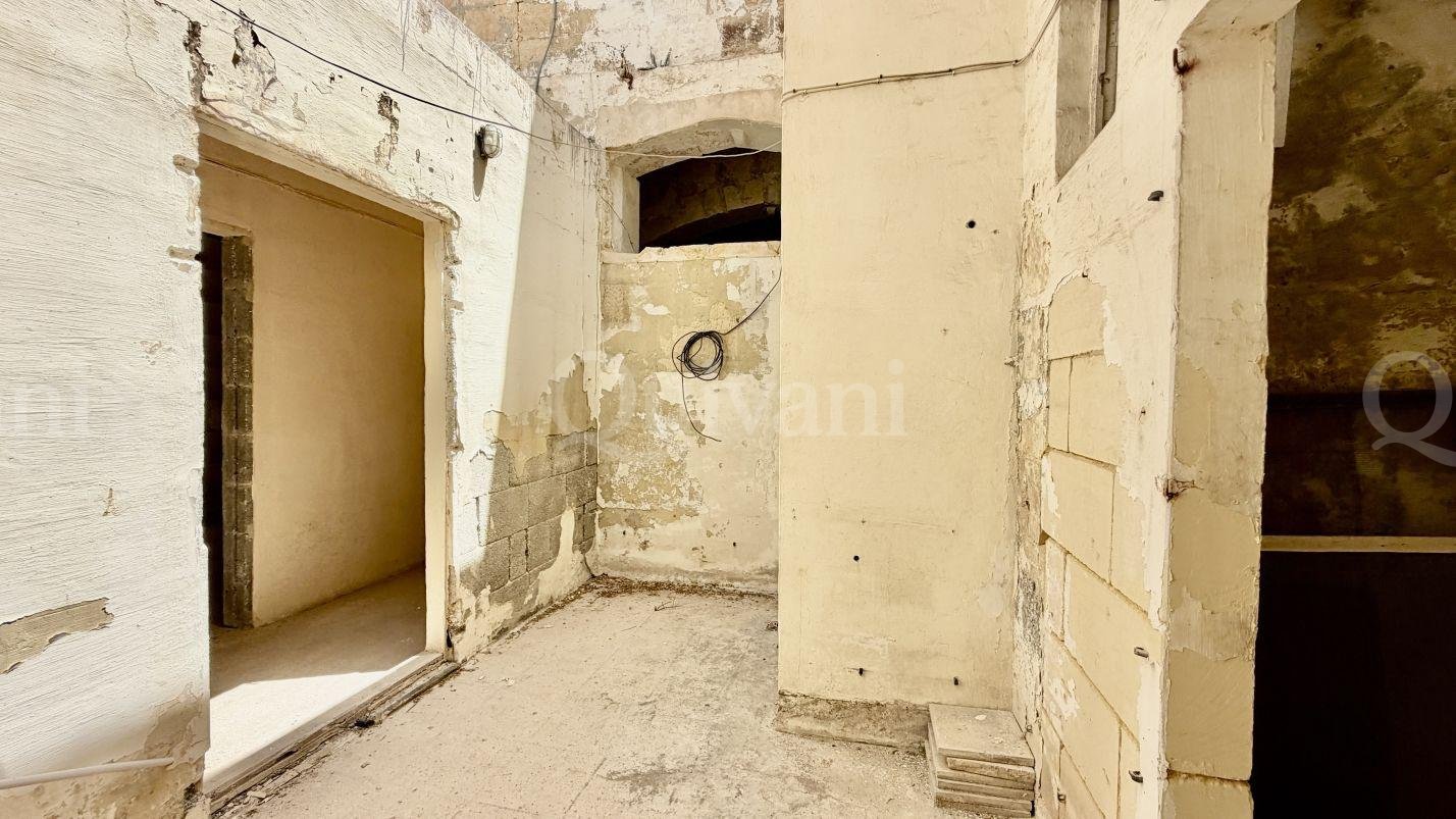 Qormi, Furnished, Townhouse