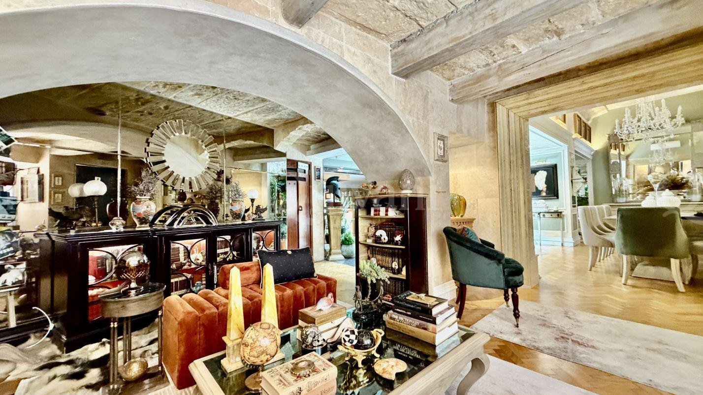 Birkirkara, Furnished, House of Character