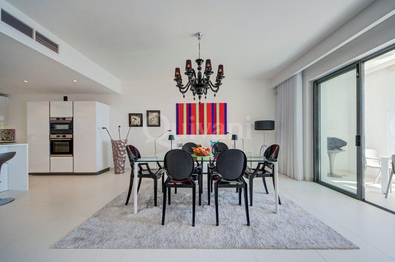 Exclusive Seafront Residence in Portomaso SDA