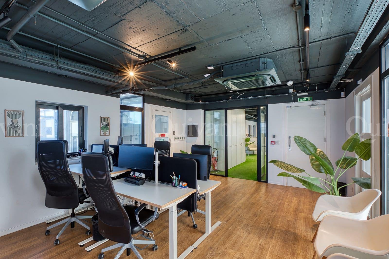 Gzira, Office