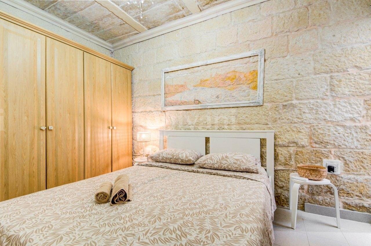 Floriana UCA Furnished Duplex Maisonette