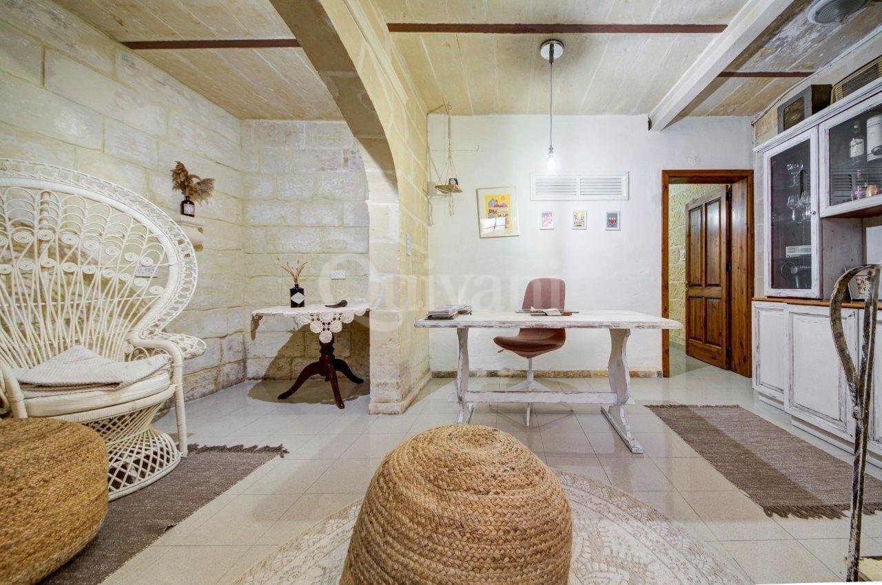 Floriana UCA Furnished Duplex Maisonette
