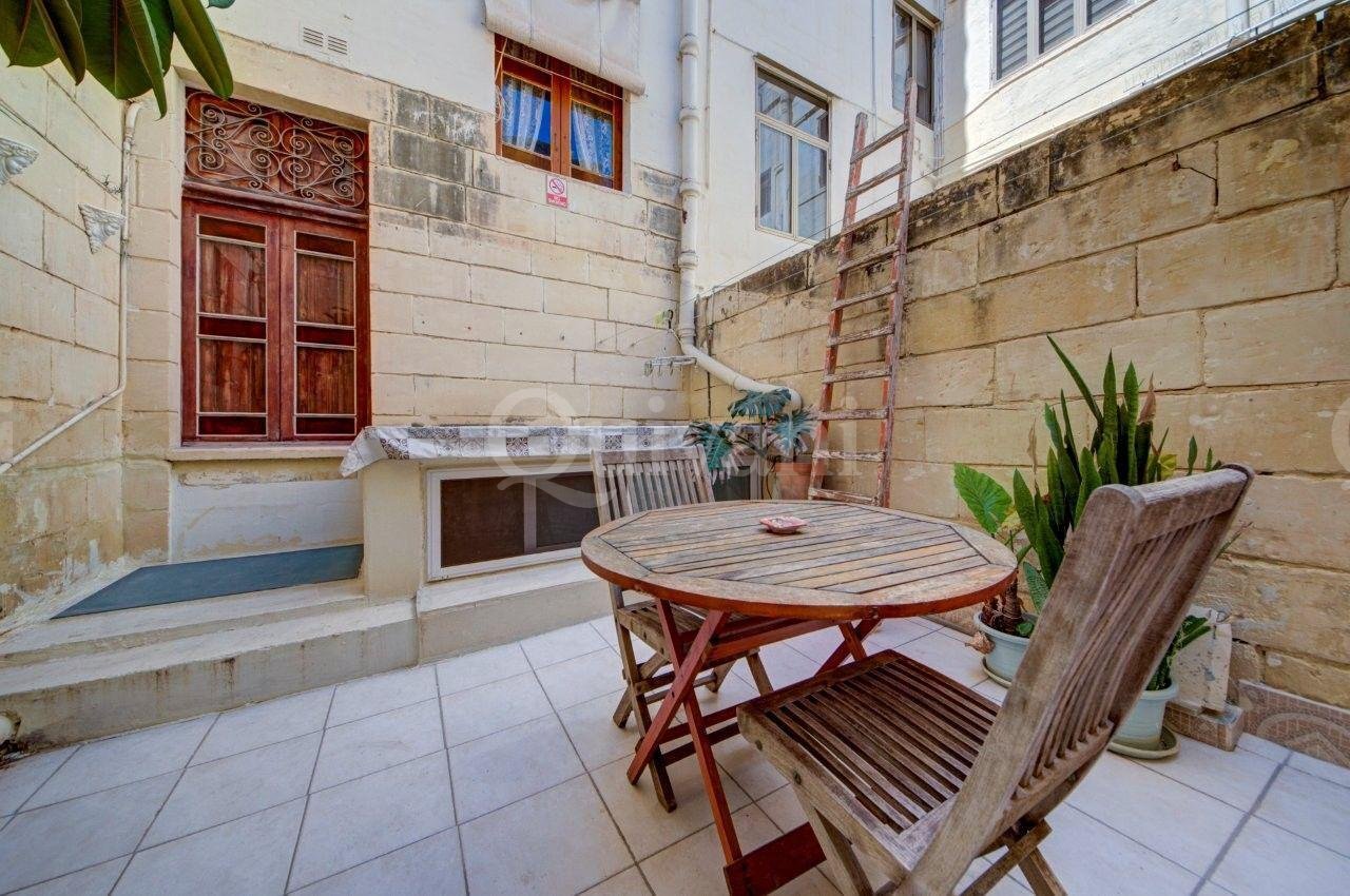 Floriana UCA Furnished Duplex Maisonette