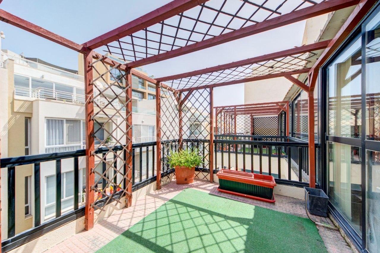 St Julians, Furnished, Penthouse