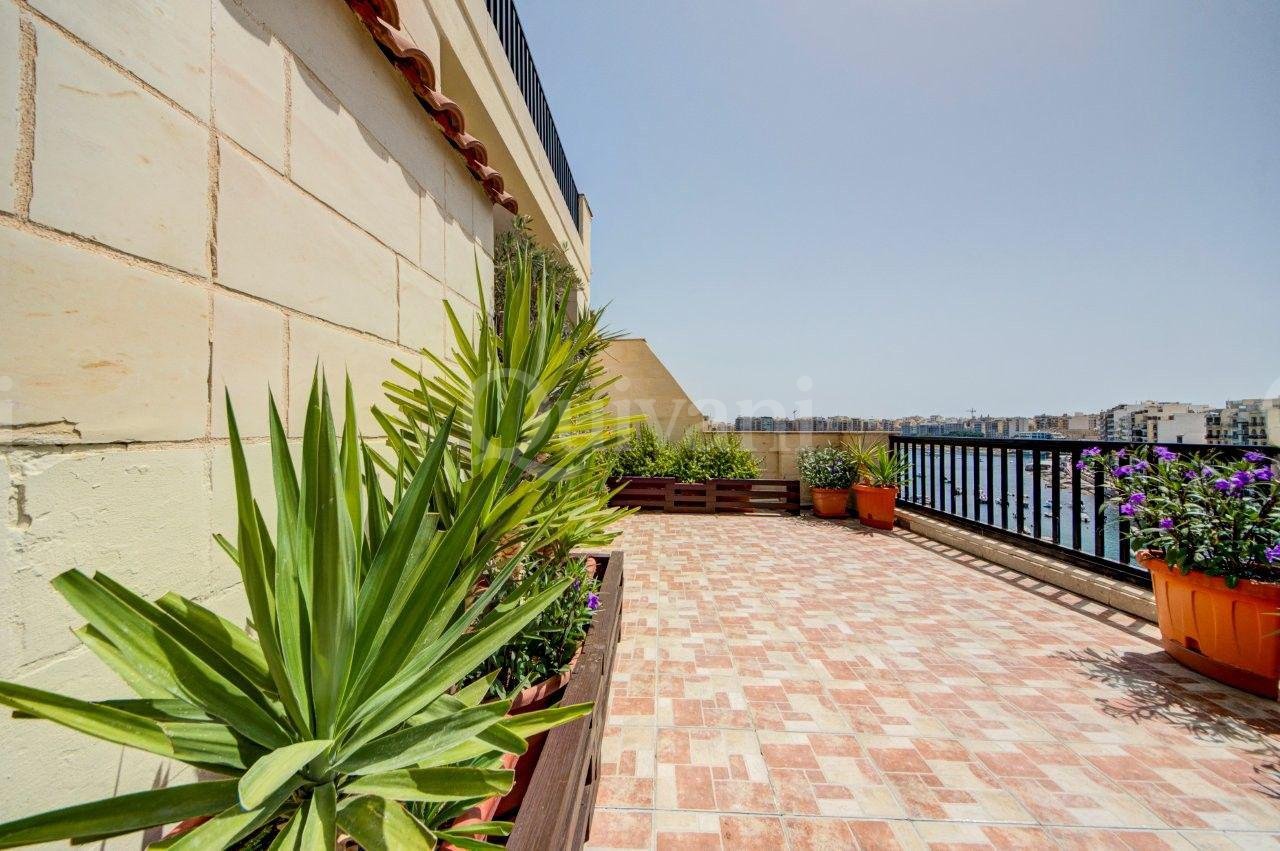 St Julians, Furnished, Penthouse