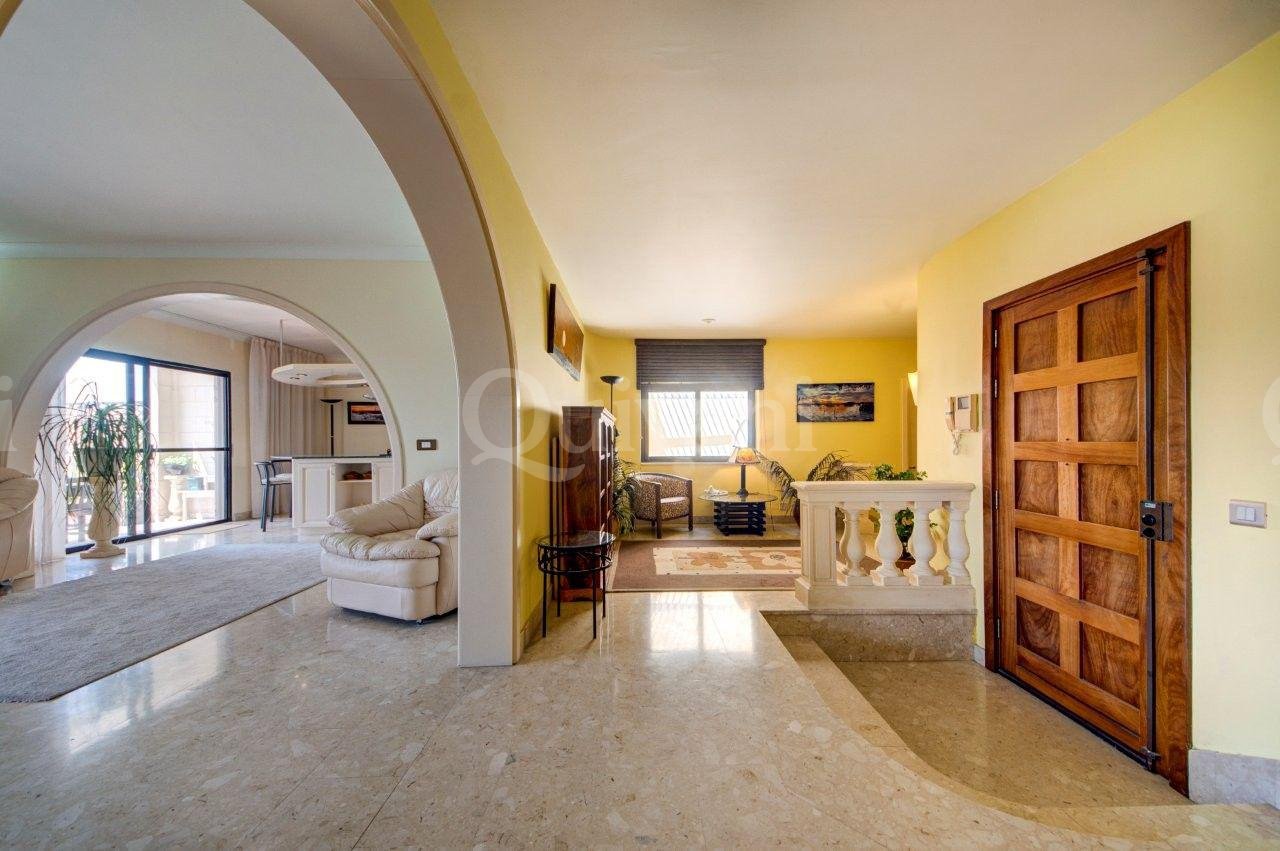 St Julians, Furnished, Penthouse