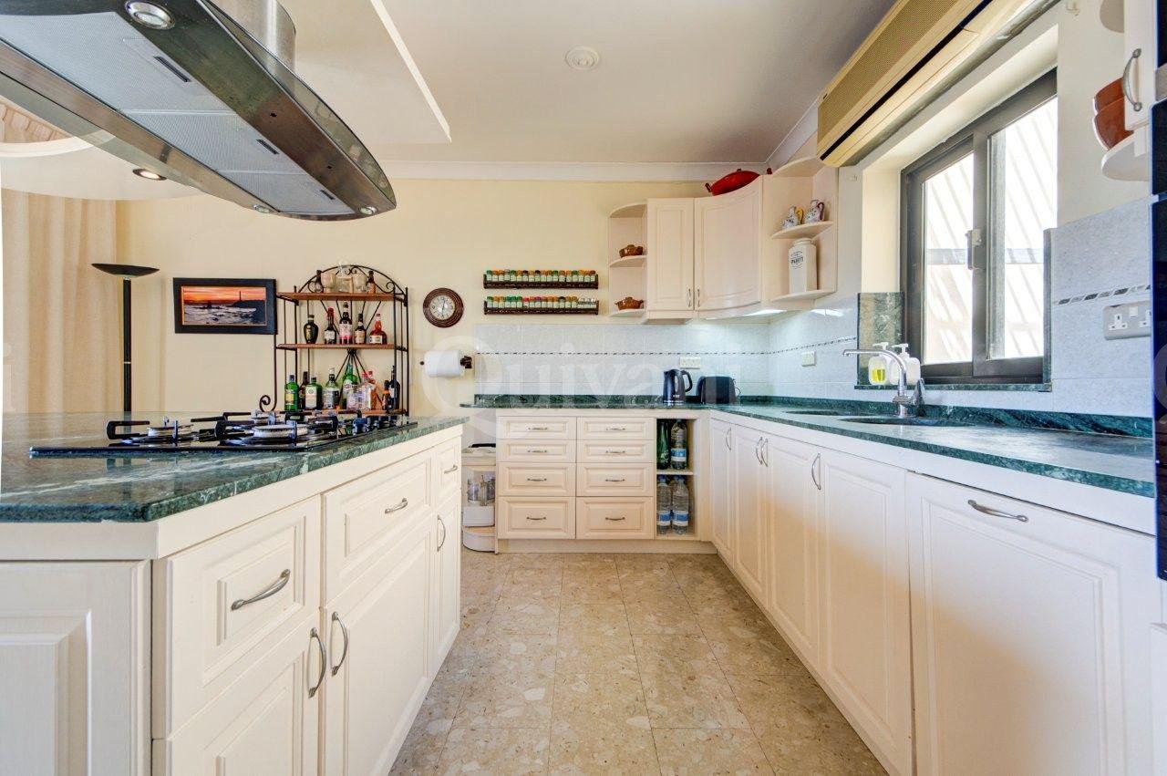 St Julians, Furnished, Penthouse