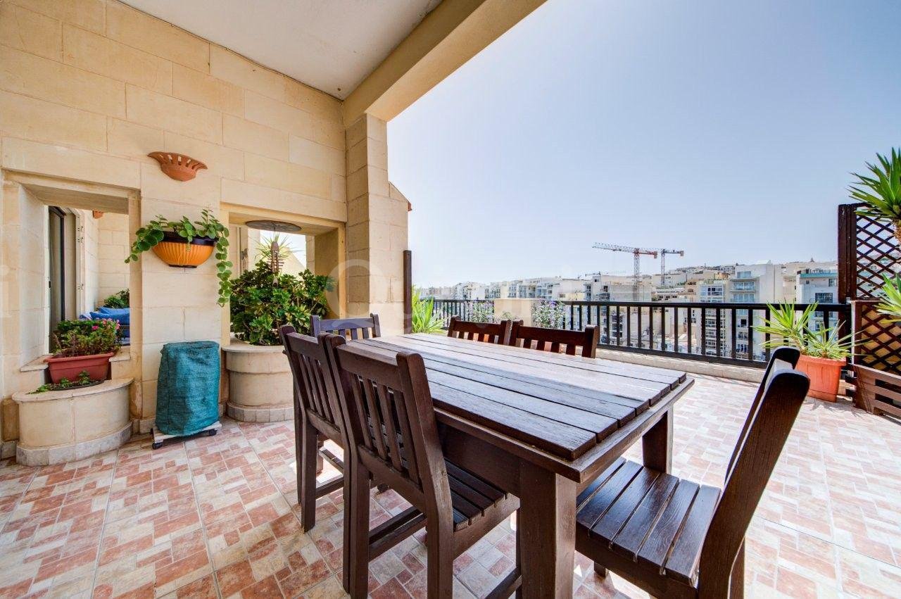 St Julians, Furnished, Penthouse