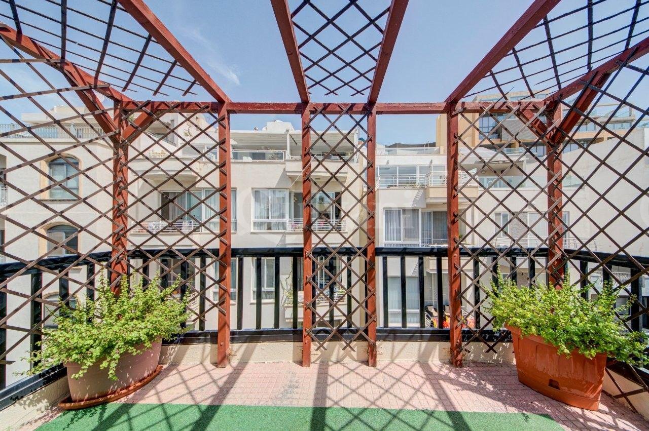 St Julians, Furnished, Penthouse