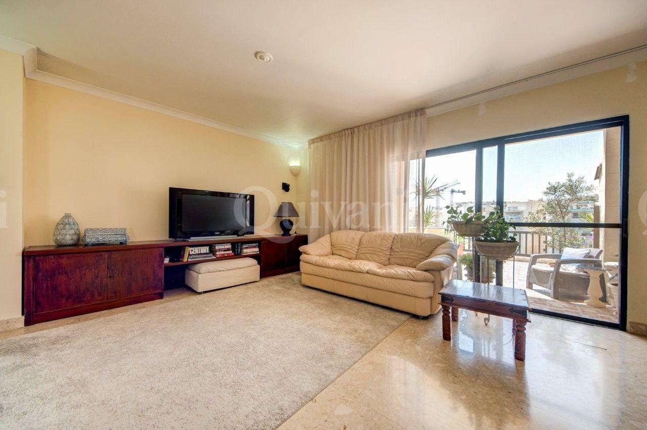 St Julians, Furnished, Penthouse