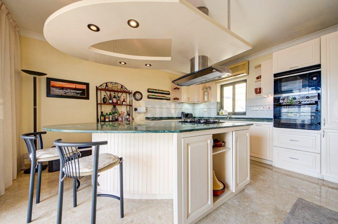 St Julians, Furnished, Penthouse