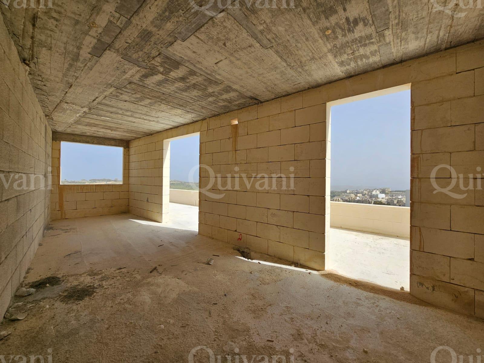 Qala, Penthouse
