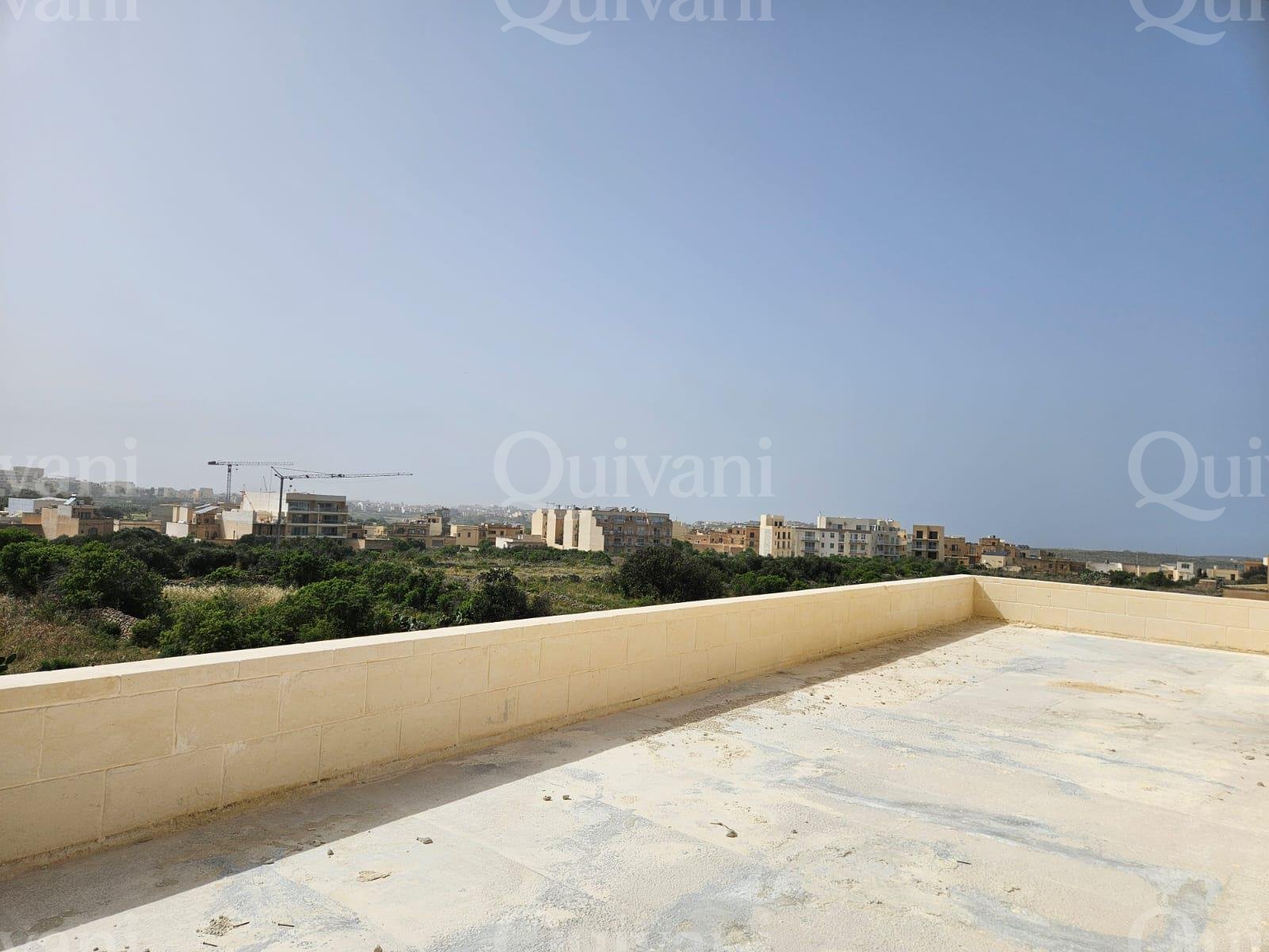 Qala, Penthouse