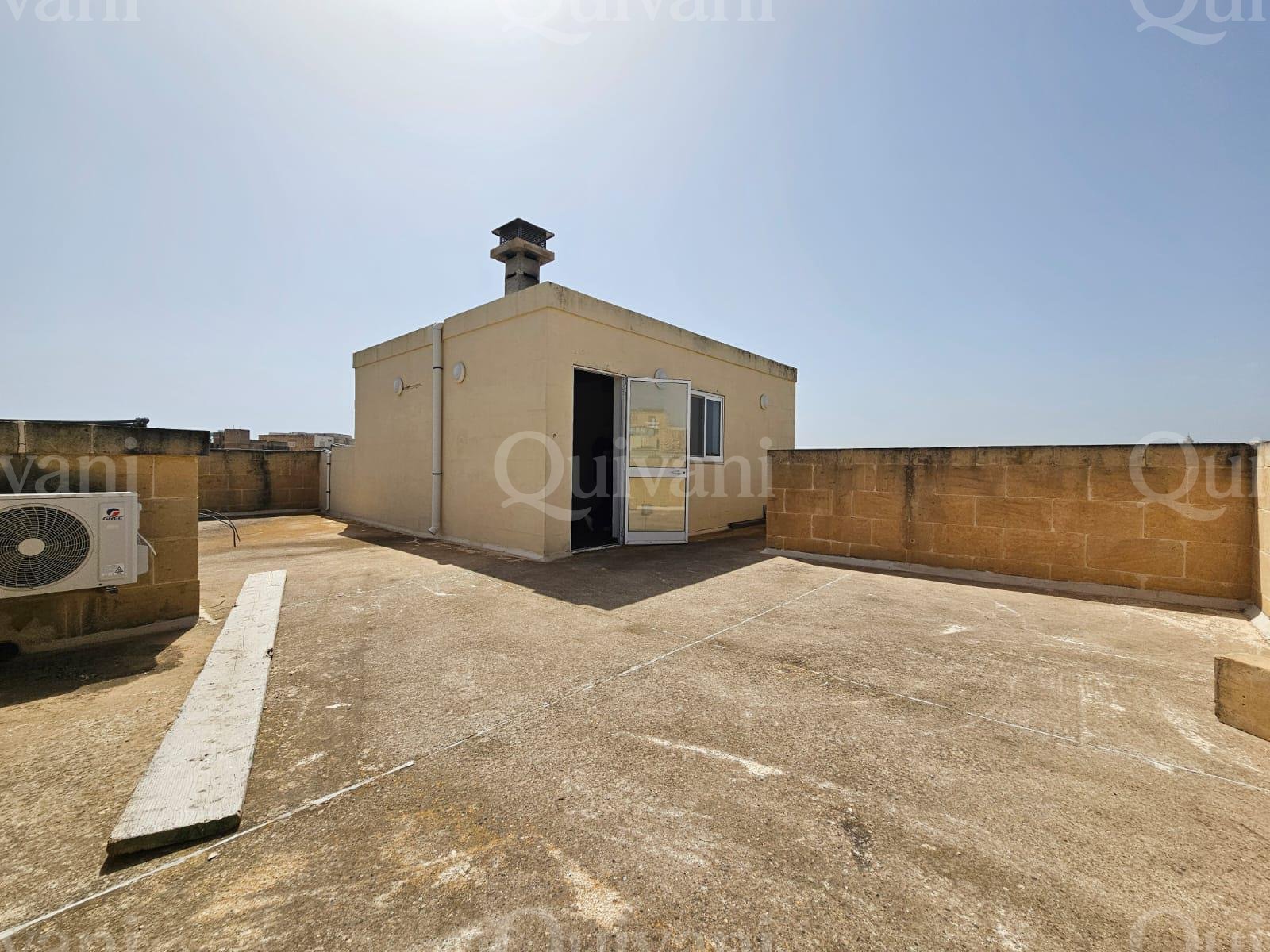 Qala, Finished, Terraced House