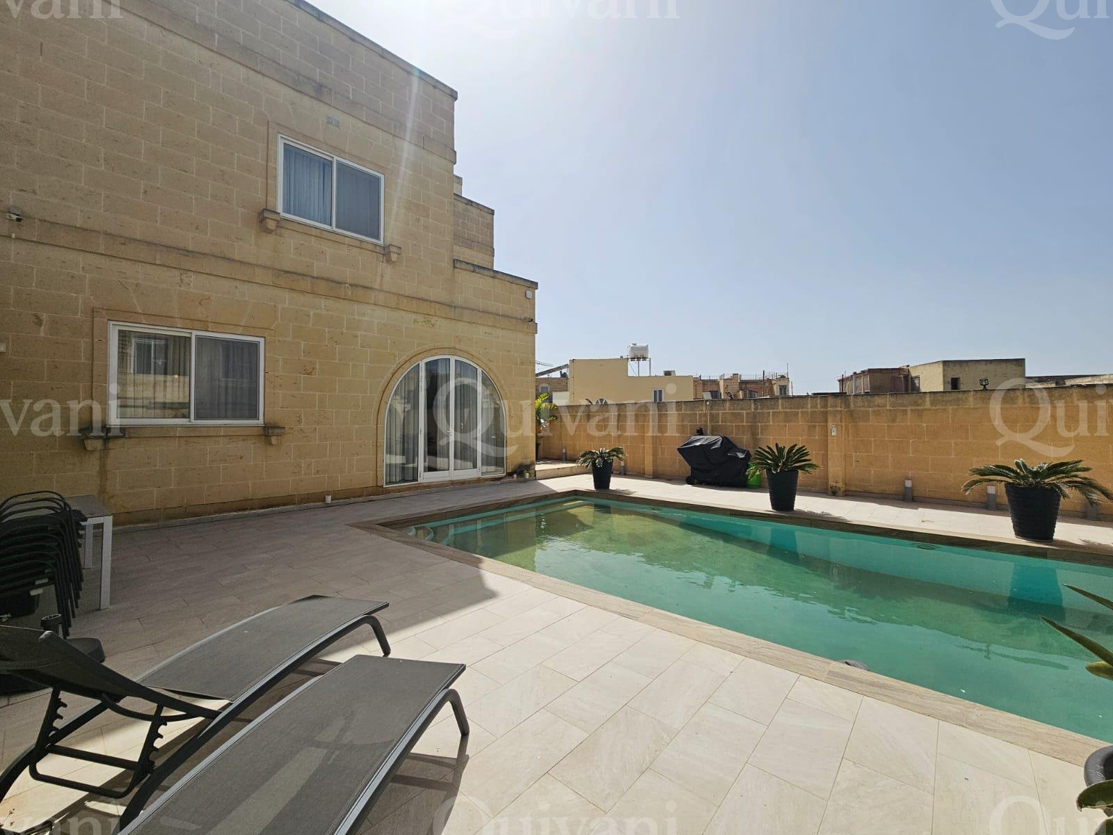 Qala, Finished, Terraced House