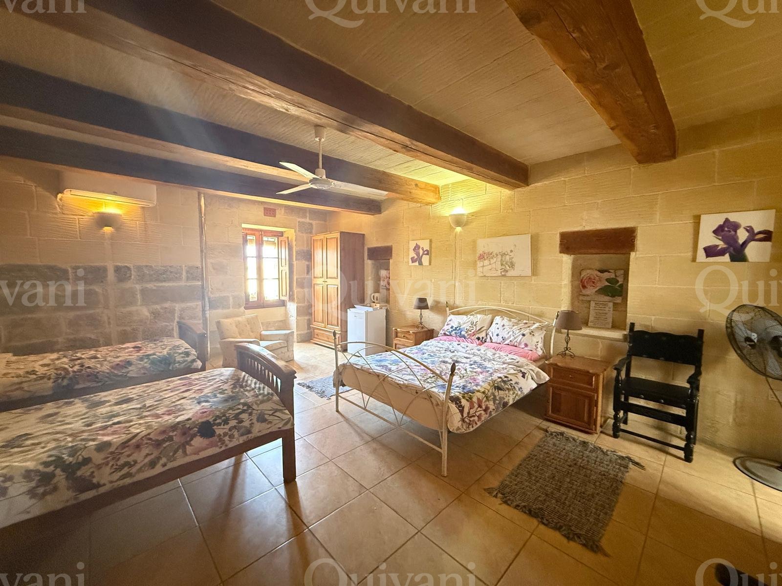 Xewkija, Furnished Farmhouse