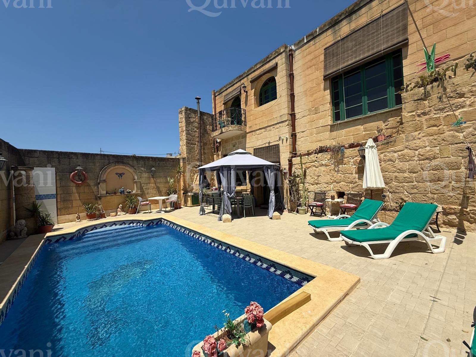 Xewkija, Furnished Farmhouse