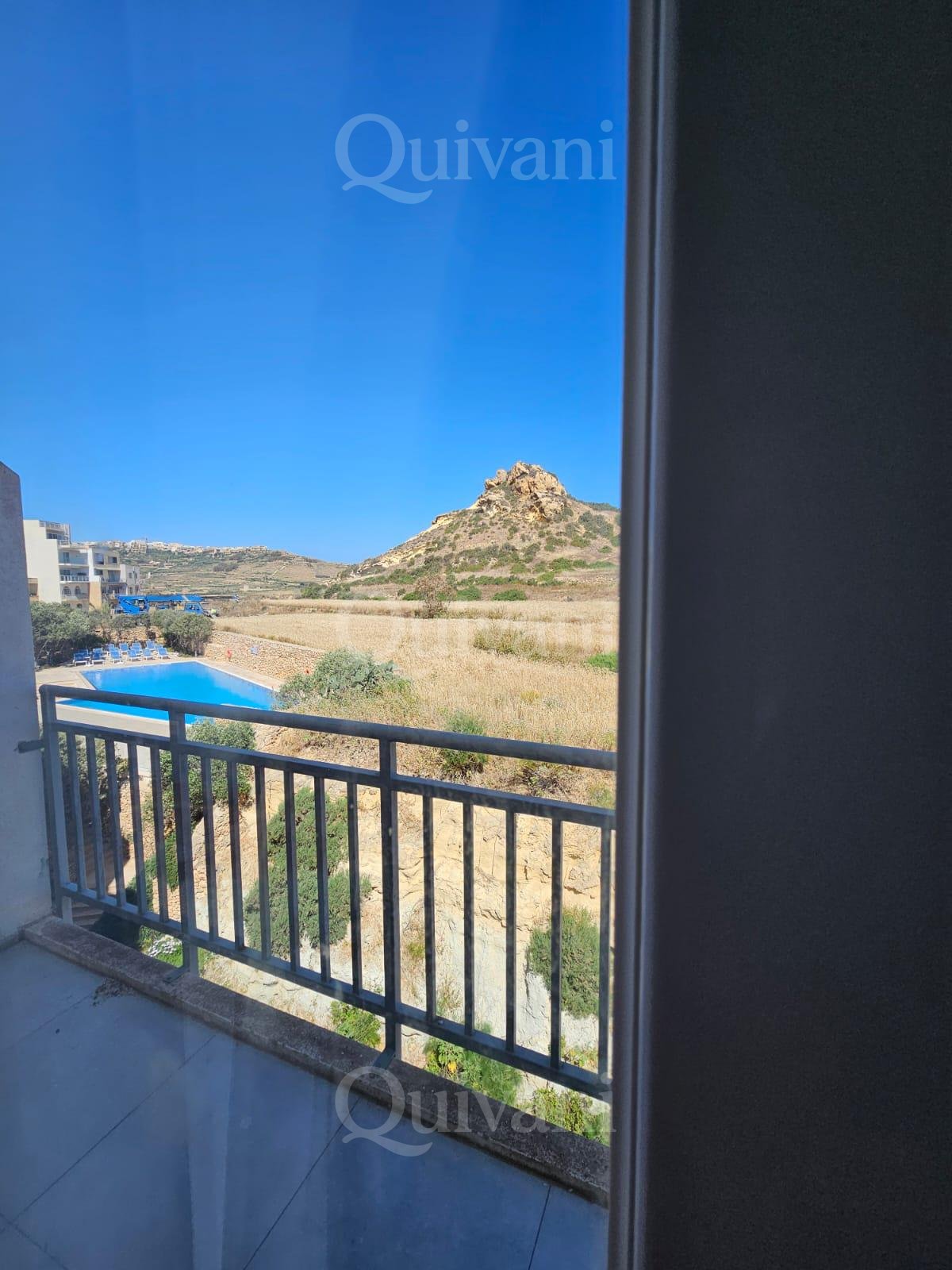 Marsalforn, Furnished Apartment