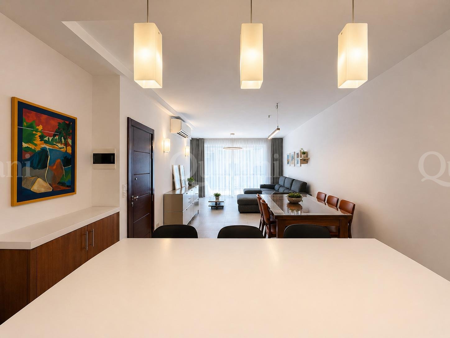 Victoria, Fully Furnished Apartment