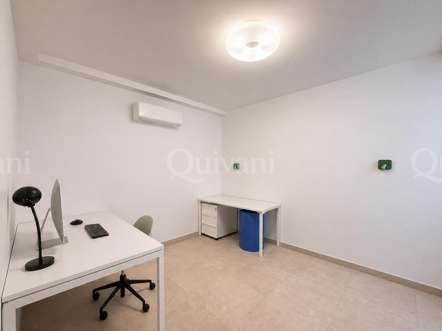 Victoria, Fully Furnished Apartment
