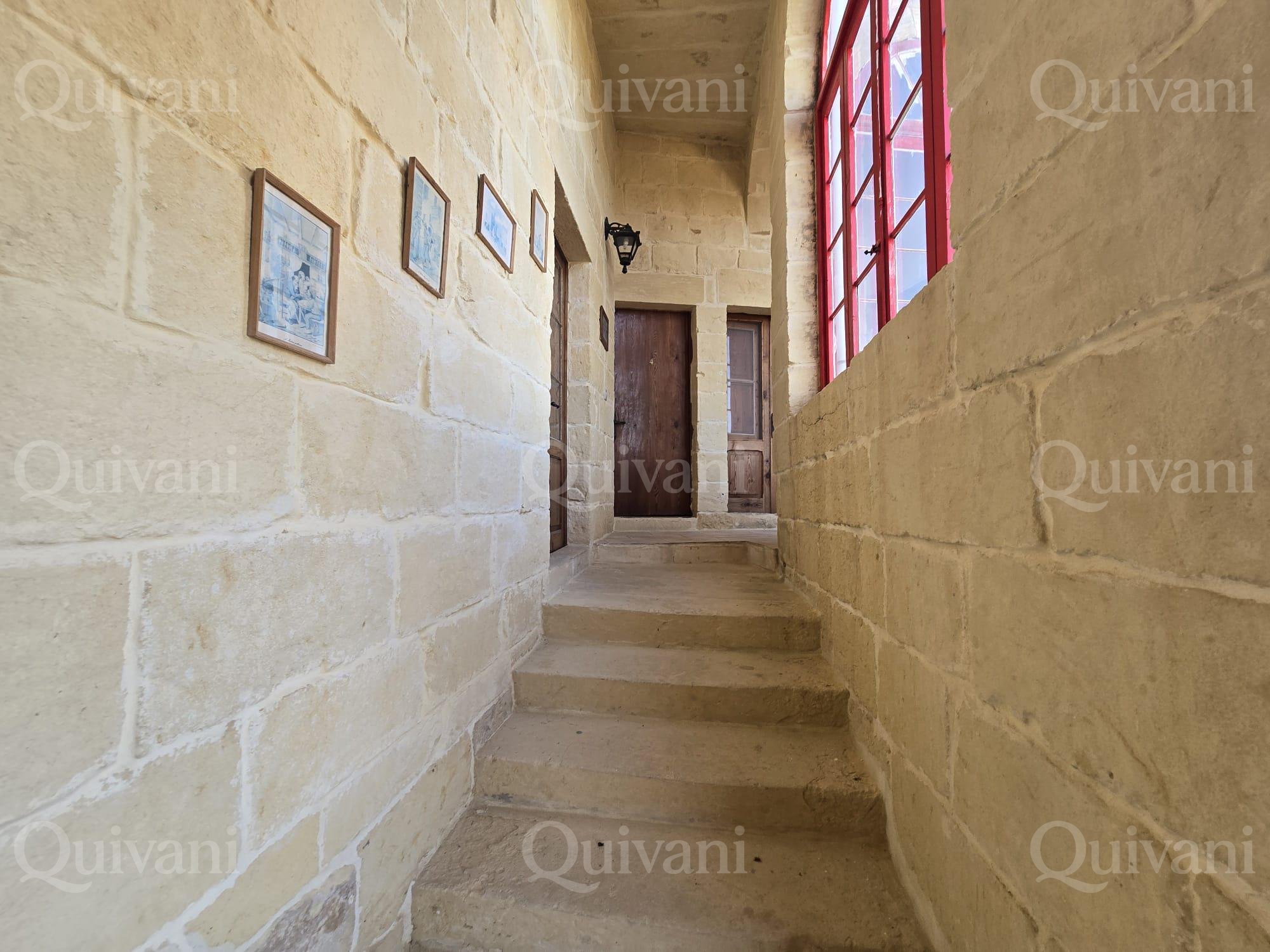 San Lawrenz, Furnished Farmhouse