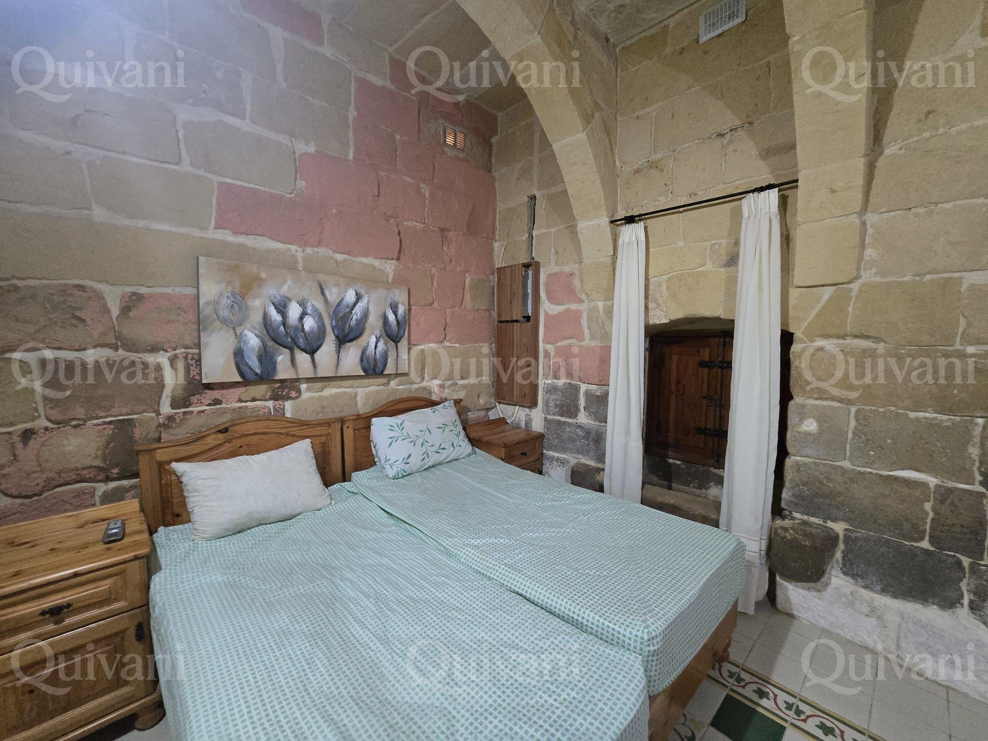 San Lawrenz, Furnished Farmhouse