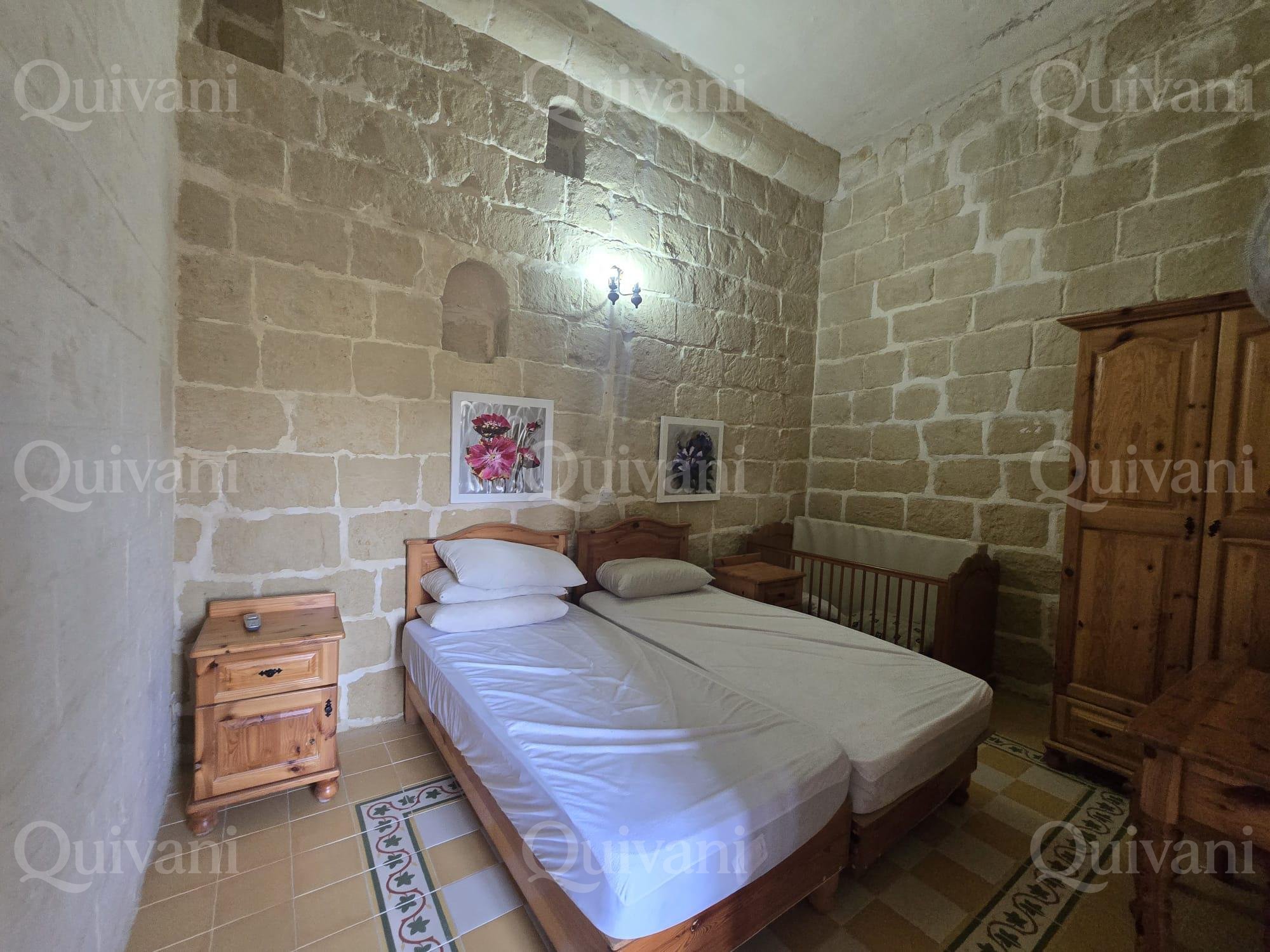 San Lawrenz, Furnished Farmhouse