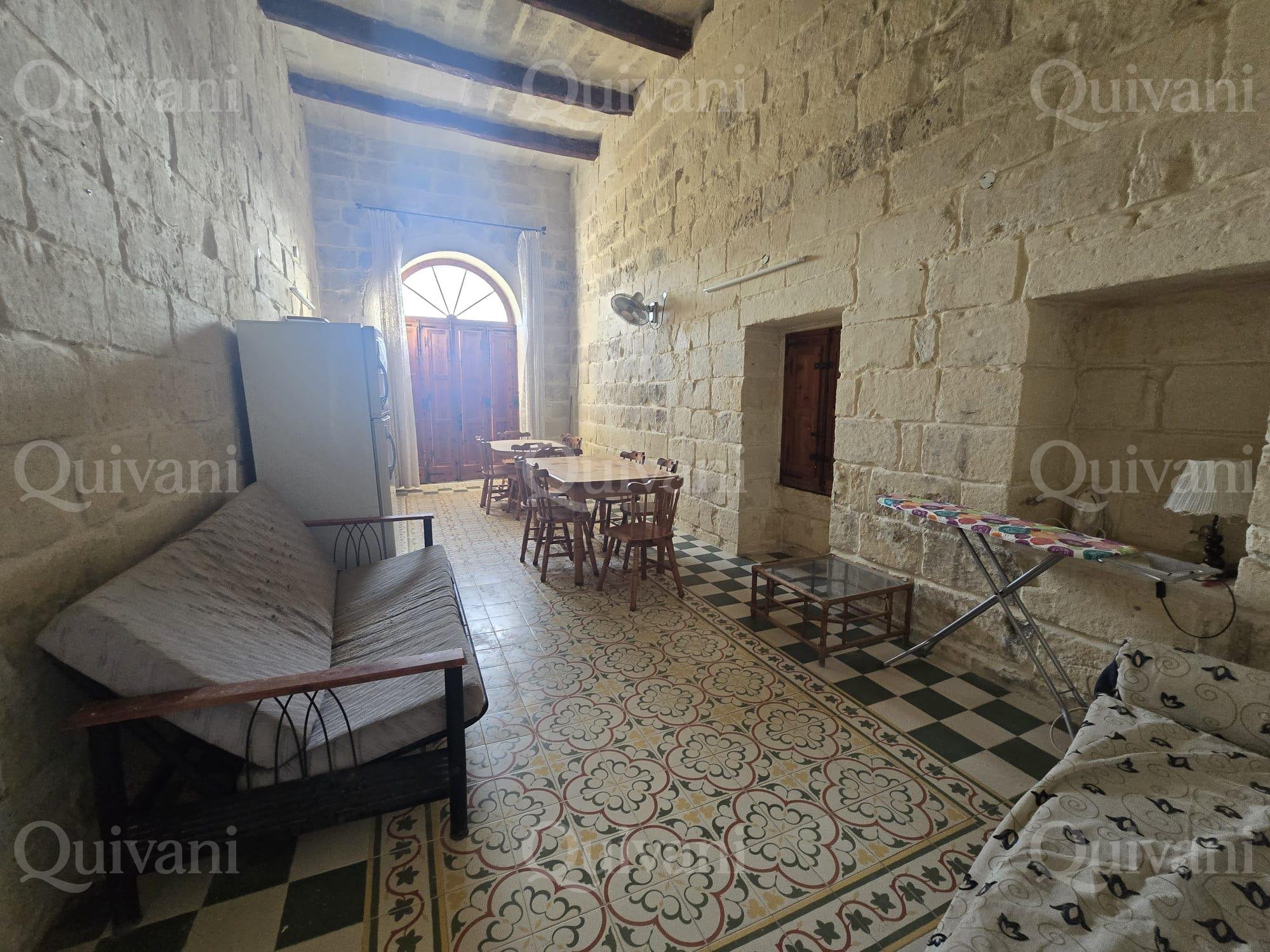 San Lawrenz, Furnished Farmhouse