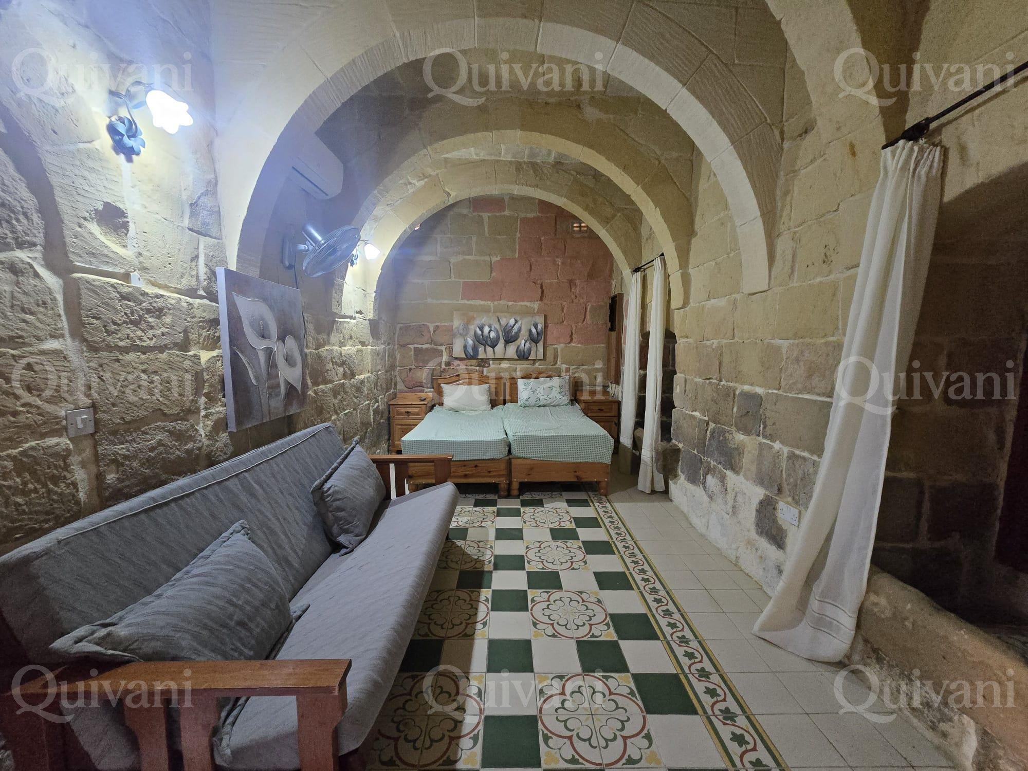 San Lawrenz, Furnished Farmhouse