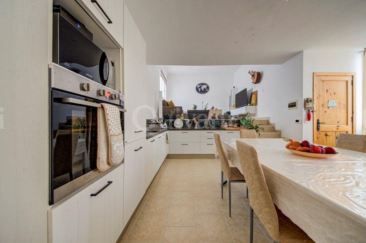 Sannat, Fully furnished Penthouse