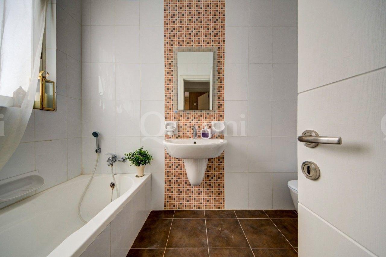 Sannat, Fully furnished Penthouse