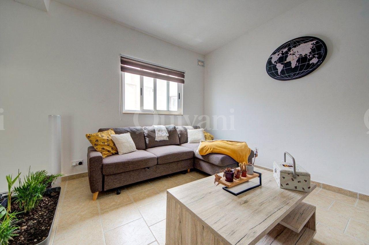 Sannat, Fully furnished Penthouse