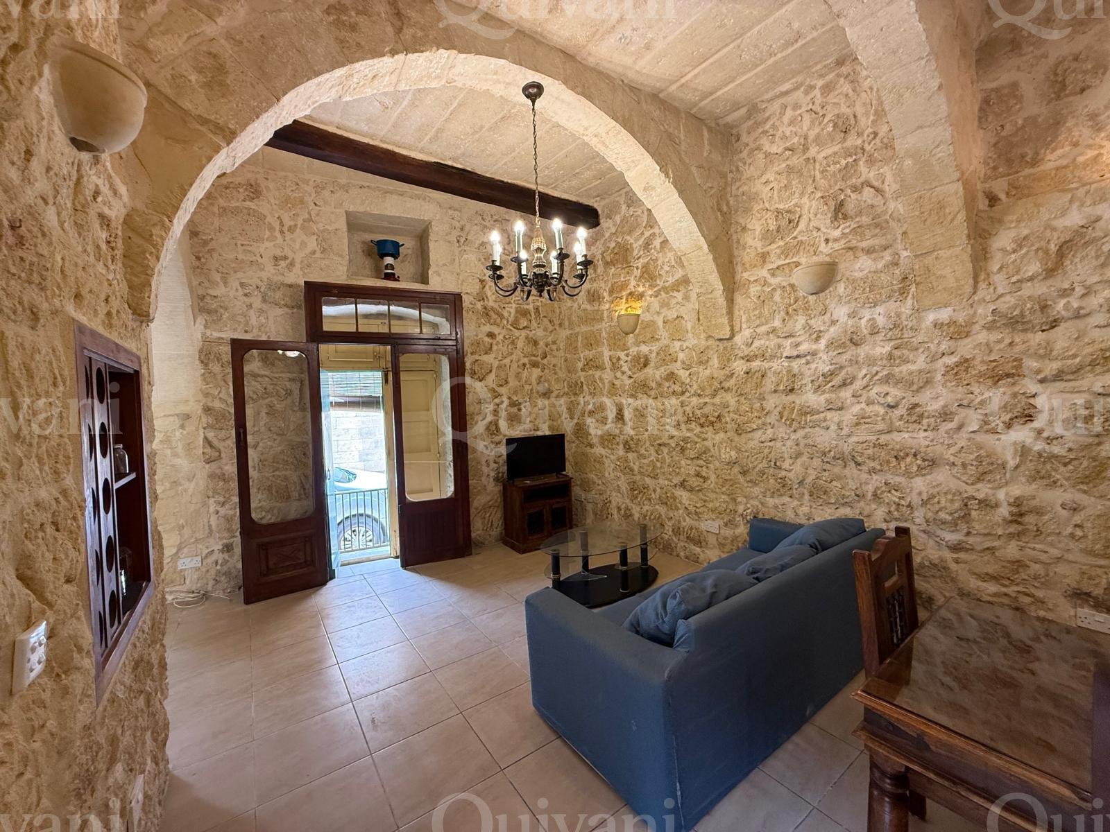 Xewkija, Furnished Farmhouse