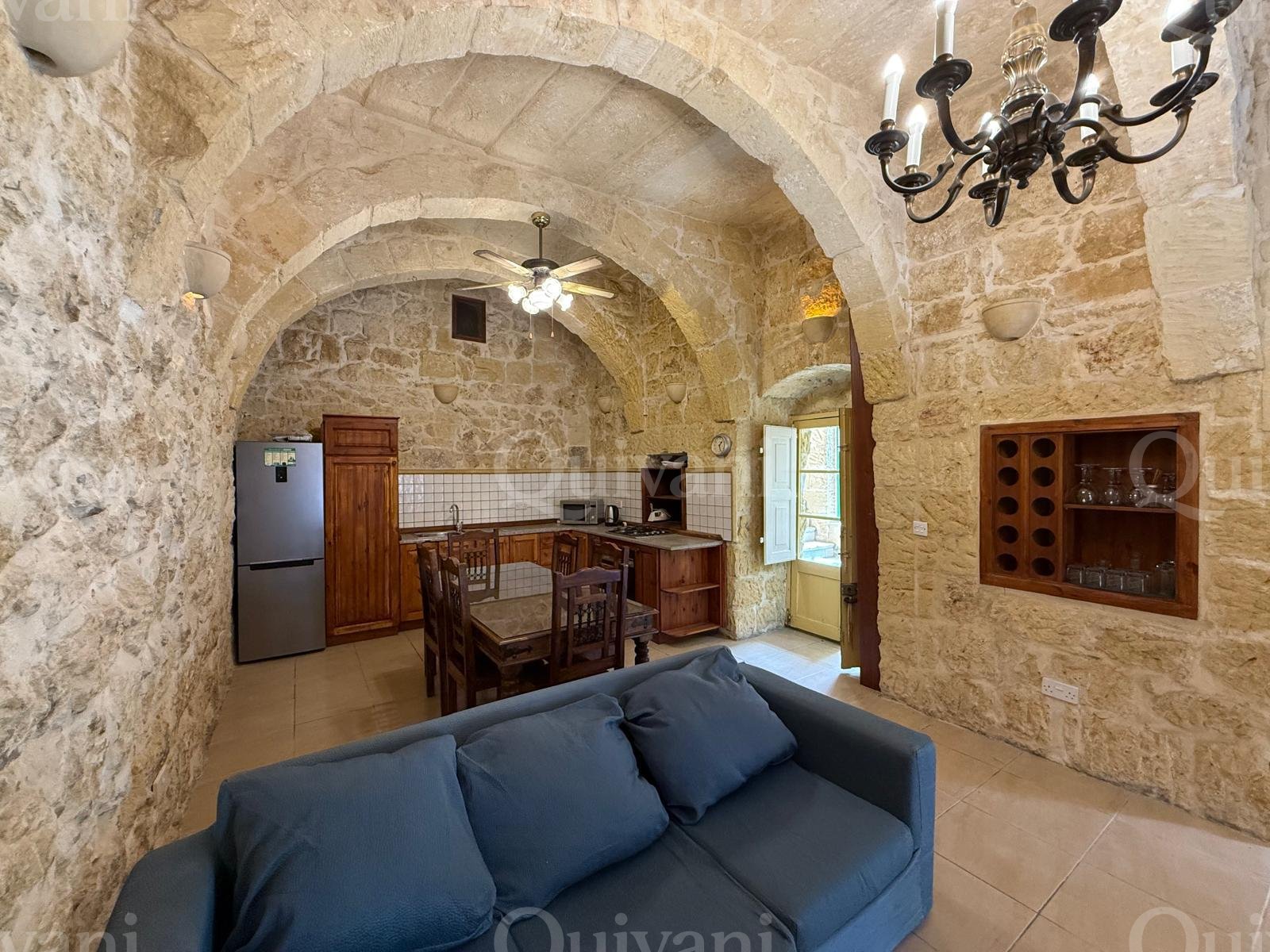 Xewkija, Furnished Farmhouse