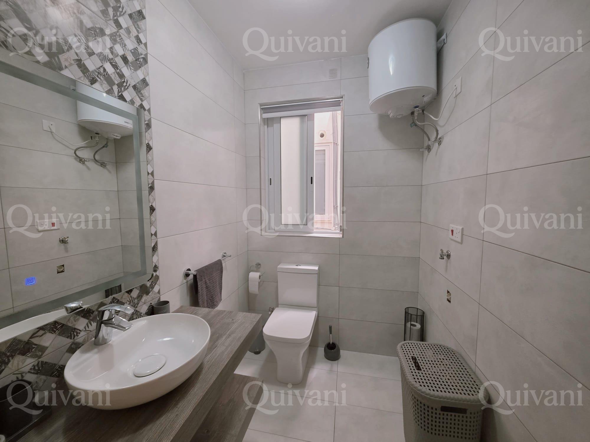 Ghajnsielem, Furnished Apartment