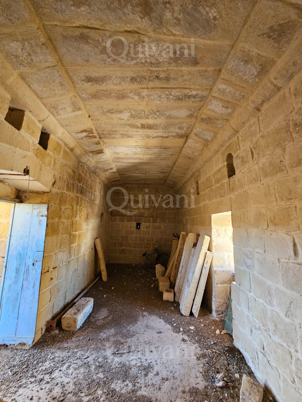 Munxar, Semi- Converted Grand Maltese Farmhouse