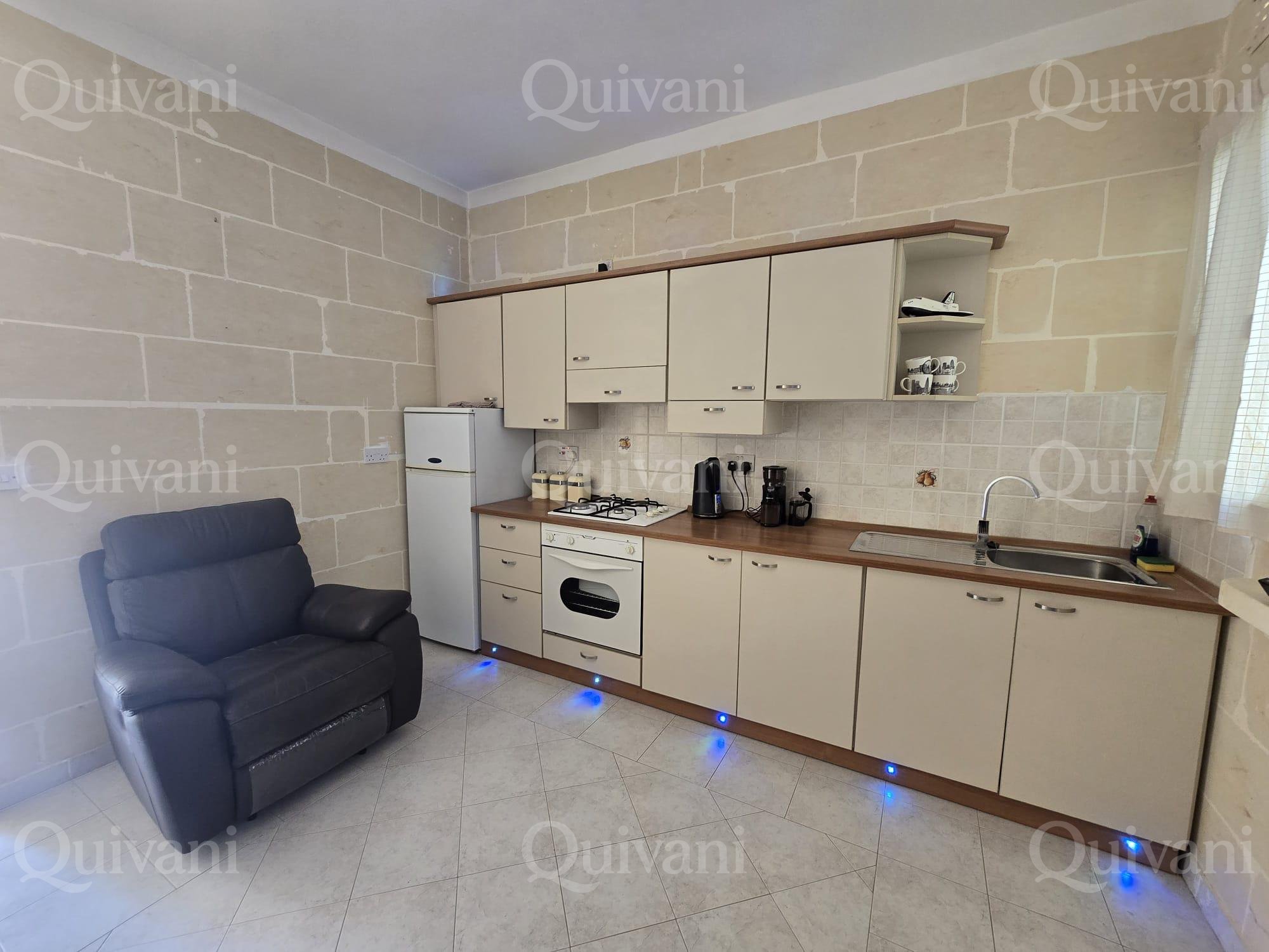 Marsalforn, Furnished Apartment