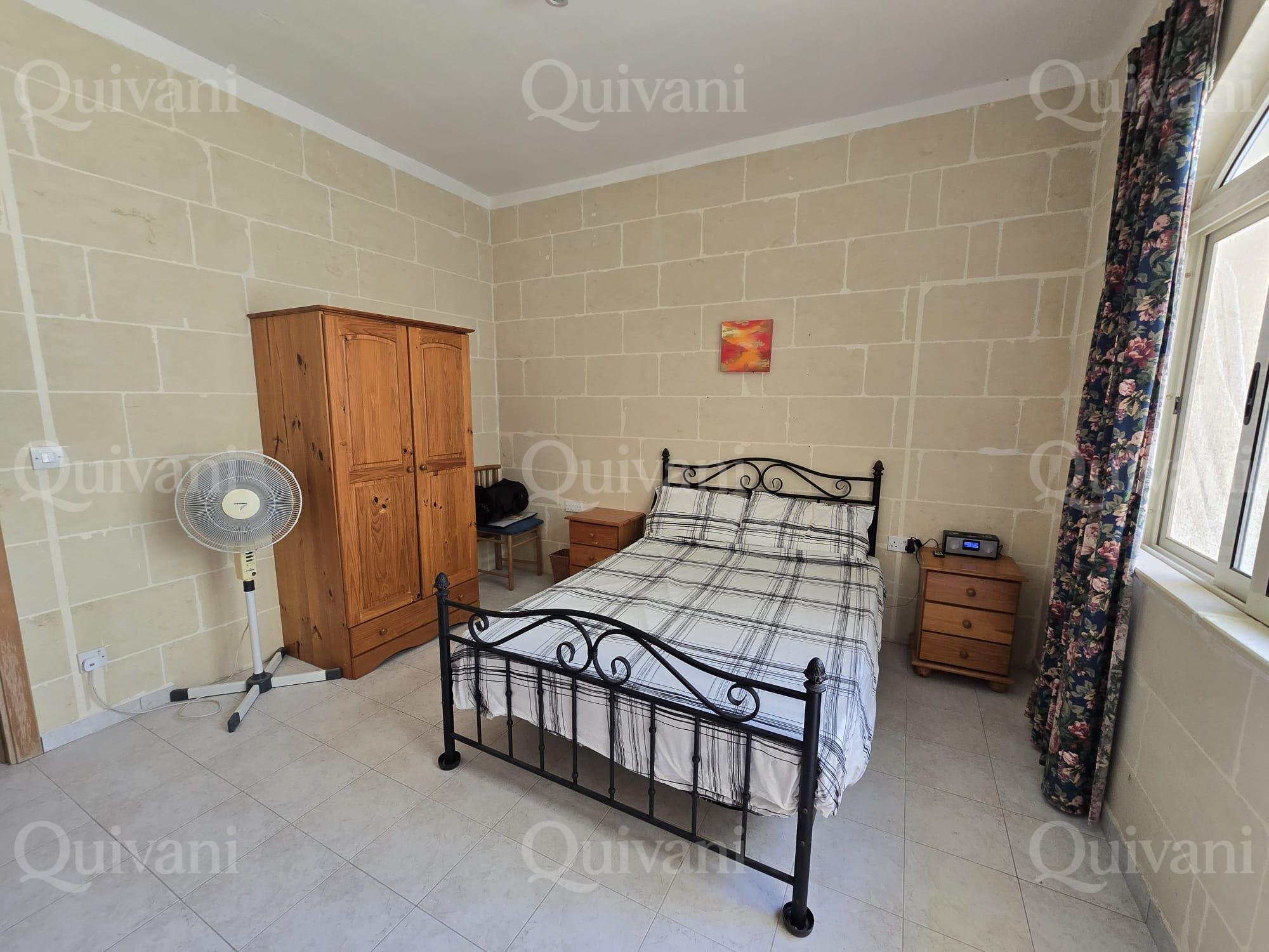 Marsalforn, Furnished Apartment