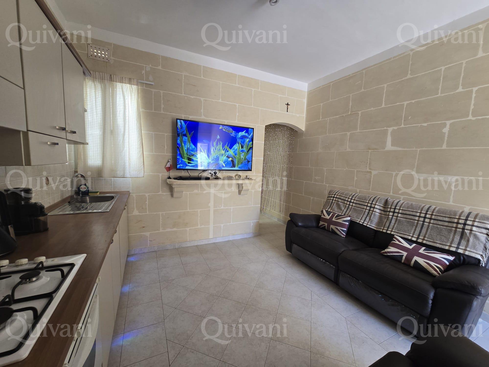 Marsalforn, Furnished Apartment