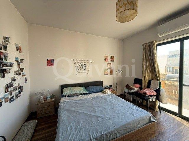 Victoria, Furnished Apartment