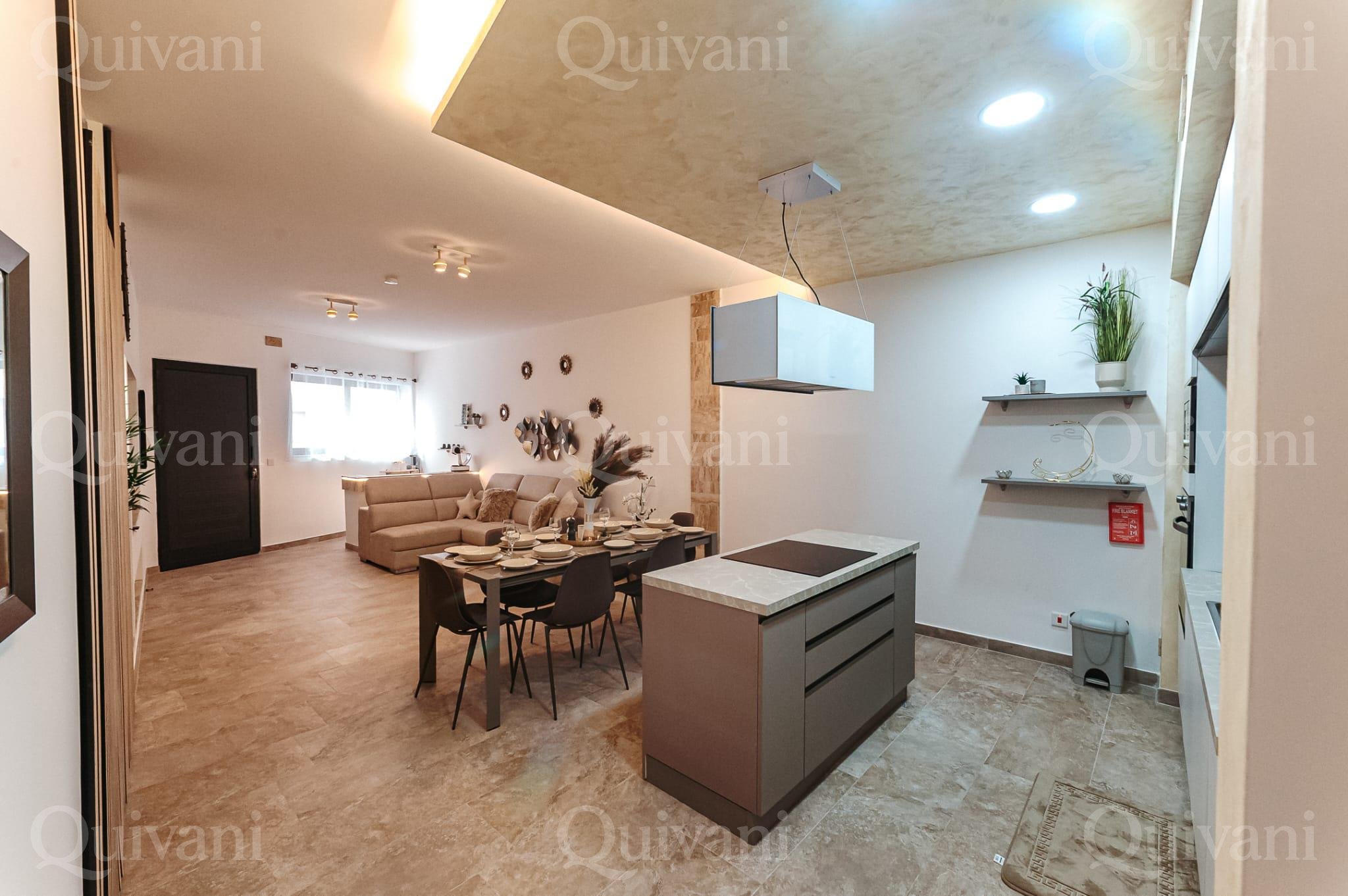 Ghajnsielem, Furnished Maisonette