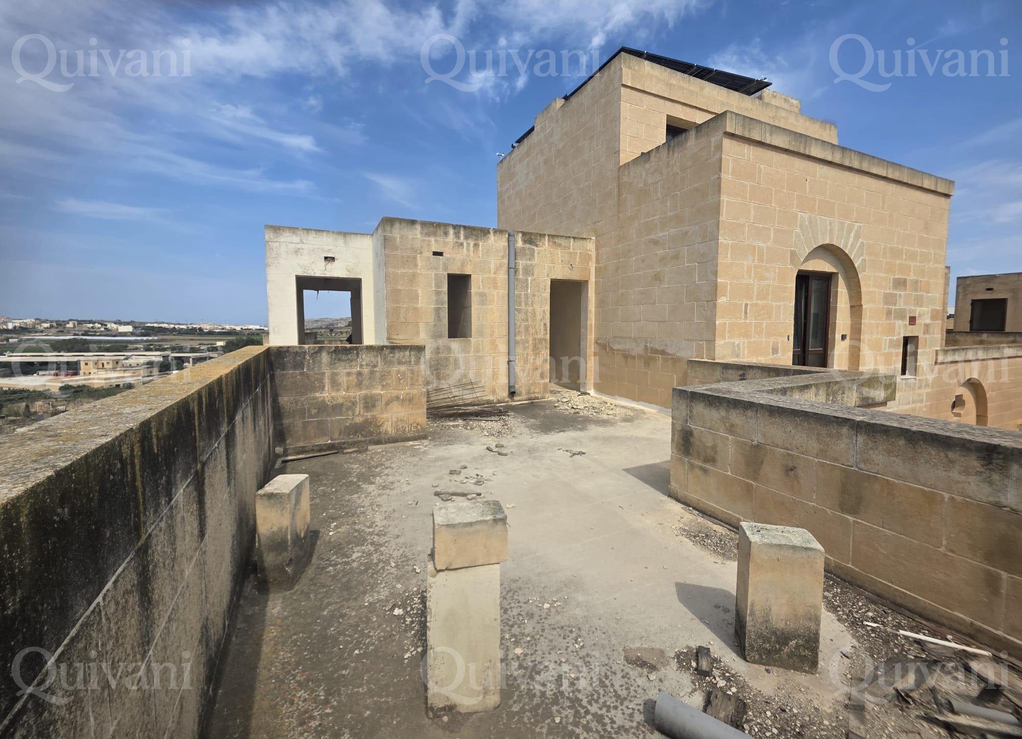 Xewkija, Semi- Finished Terraced House